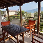 Apartment Levanta *